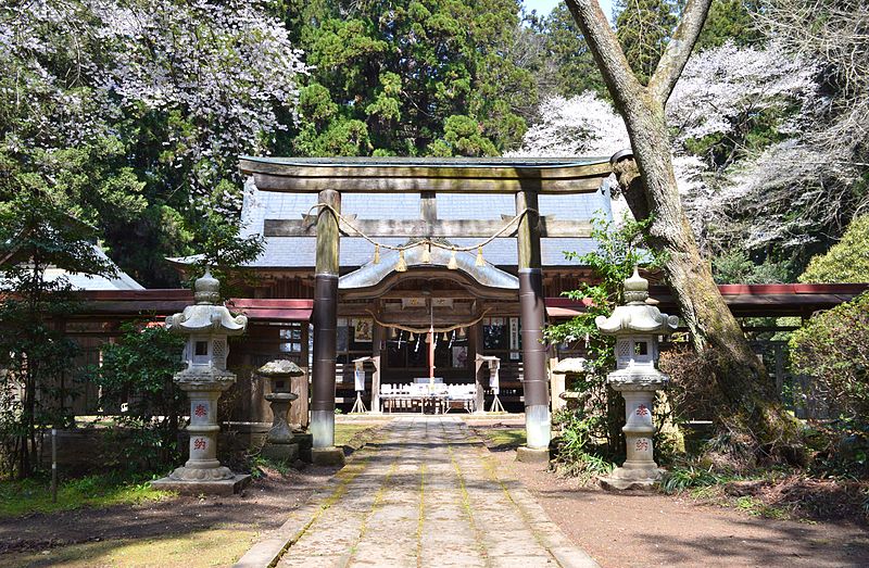 Tsutsukowake-jinja_(Baba)_shaden-1.JPG