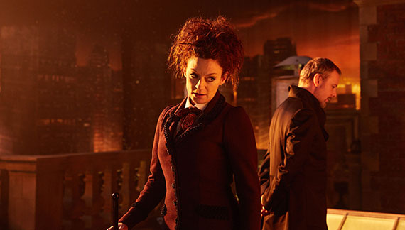 doctor-falls-promo-pics-4.jpg