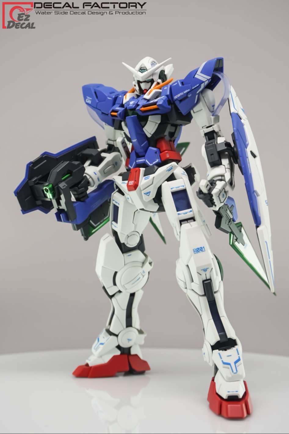 GN-001 Gundam Exia (2).jpg