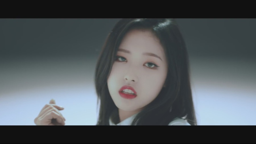 [MV] 이달의 소녀 (LOONA)  favOriTe 0000169661ms.png