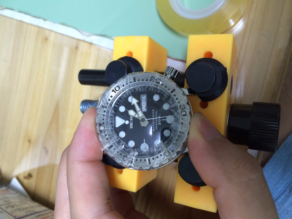 세이코 투나 사파이어크리스탈로 교체하기!_9.jpg