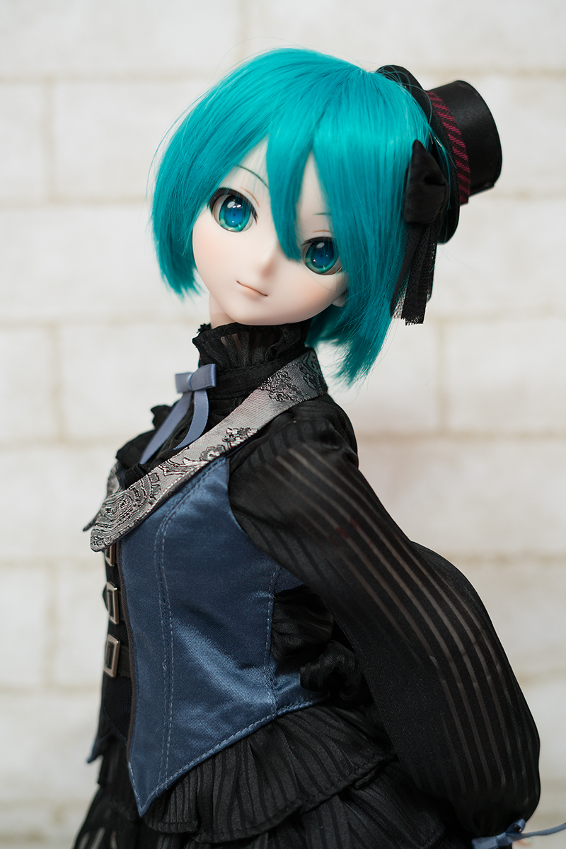 미쿠 처음으로 바지 입혀봤네요 ㅇㅅㅇ.._3.jpg