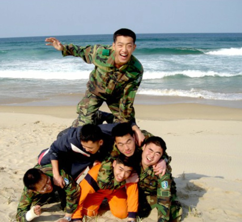 이말년 군대에서 진짜 양아치 선임이였네_1.jpg
