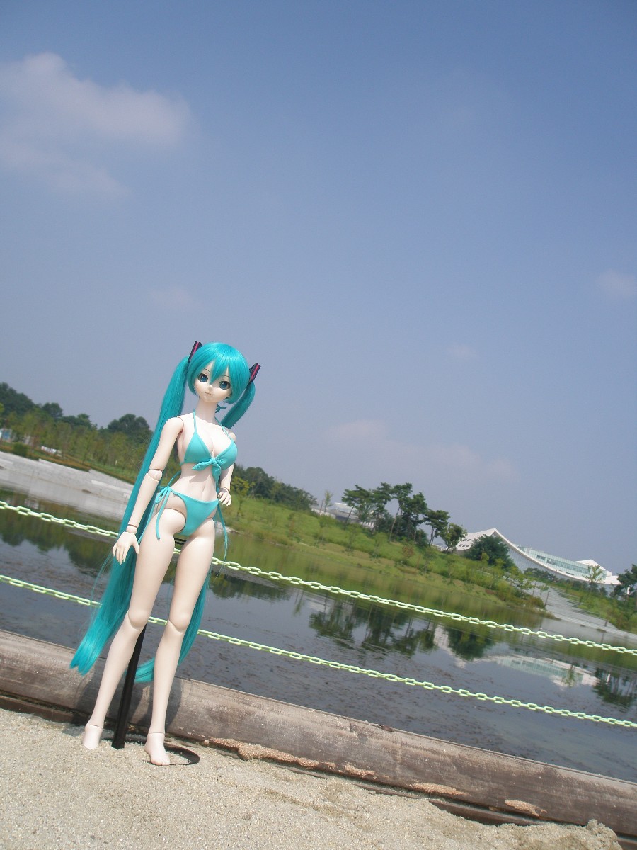 무더운 여름의 수영복 출사 미쿠 1일차_1.jpg