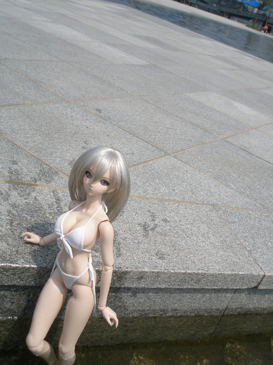 뜨거운 휴가때의 아리사의 수영복 1일차_7.jpg