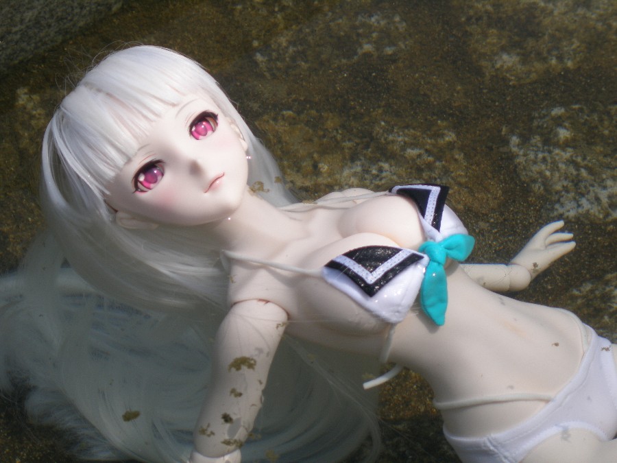 타카네의 물에 담긴 수영복 출사 1일차_5.jpg