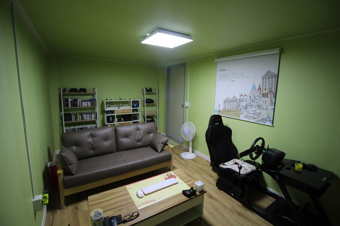 수컷의 방을 소개합니다!! 판넬집 멀티미디어룸 업그레이드!_4.jpg