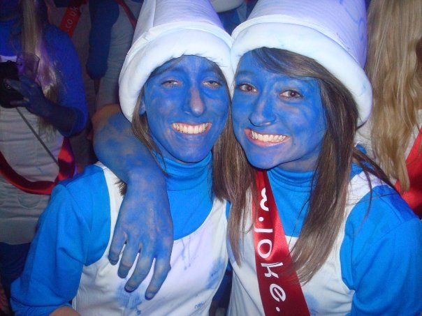 smurf-costume-party-11.jpg