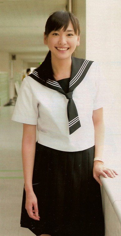 아라가키 유이 리즈시절 -> 최근_2.jpg