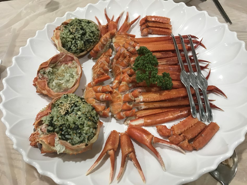 붉은대게찜과 홍게라면