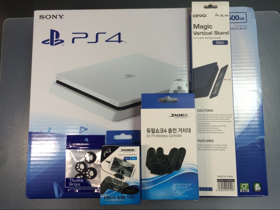 PS4 글레이셔 화이트 컬러 get! 박스뜯기부터 첫 시동까지!!_8.jpg