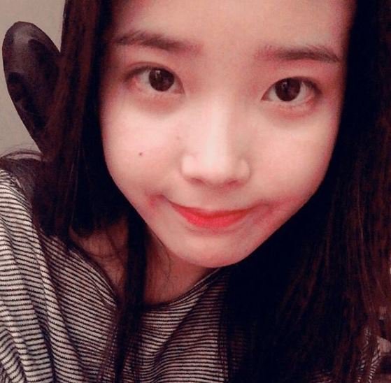 아이유 닮은 사진 작가.PNG_5.jpg
