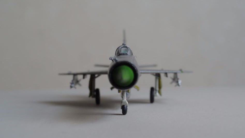 03_Mig21mf_Front01DSC04997.JPG