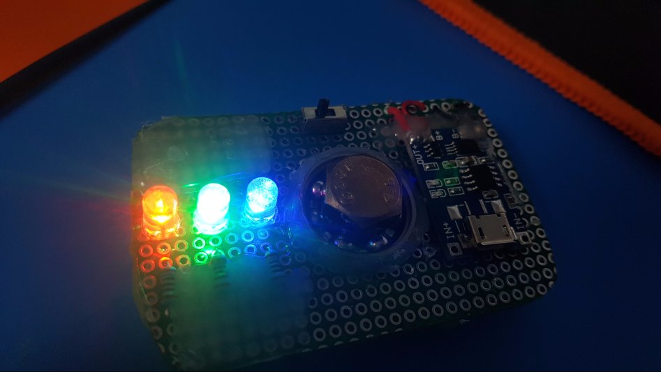 이쁘장한 충전식 R.G.B 피젯 스피너 만들기~!_4.jpg