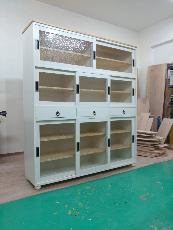 많은 분들의 로망인 '나의 작업실' - 가구와 소품을 만들고 있습니다._12.jpg