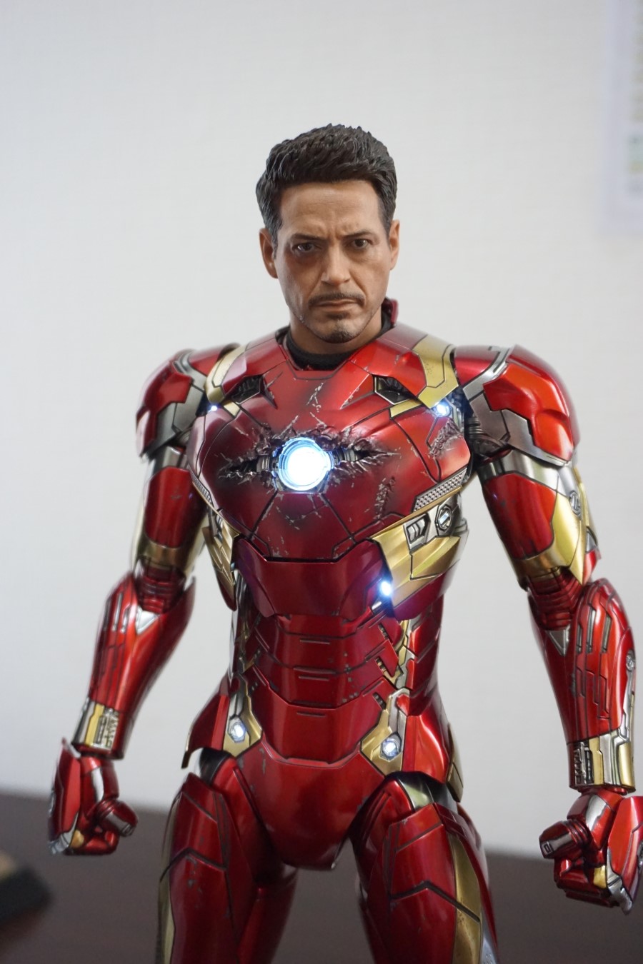 핫토이 캡틴아메리카 시빌워 아이언맨 마크46_15.jpg