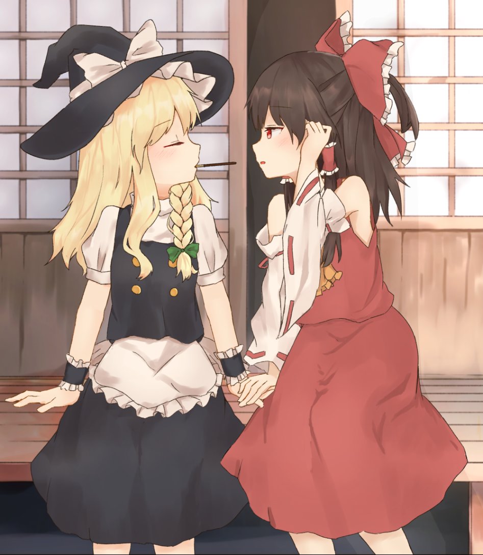 __hakurei_reimu_and_kirisame_marisa_touhou_drawn_by_marisuku__7e8035b57d89abbb809972a847789253.png