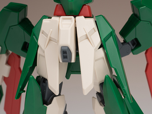 HGBF 1/144 건담 페니체 리베르타 해외 리뷰_22.jpg