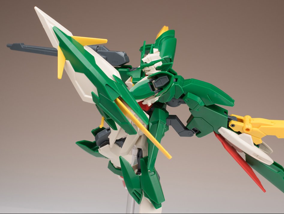 HGBF 1/144 건담 페니체 리베르타 해외 리뷰_45.jpg