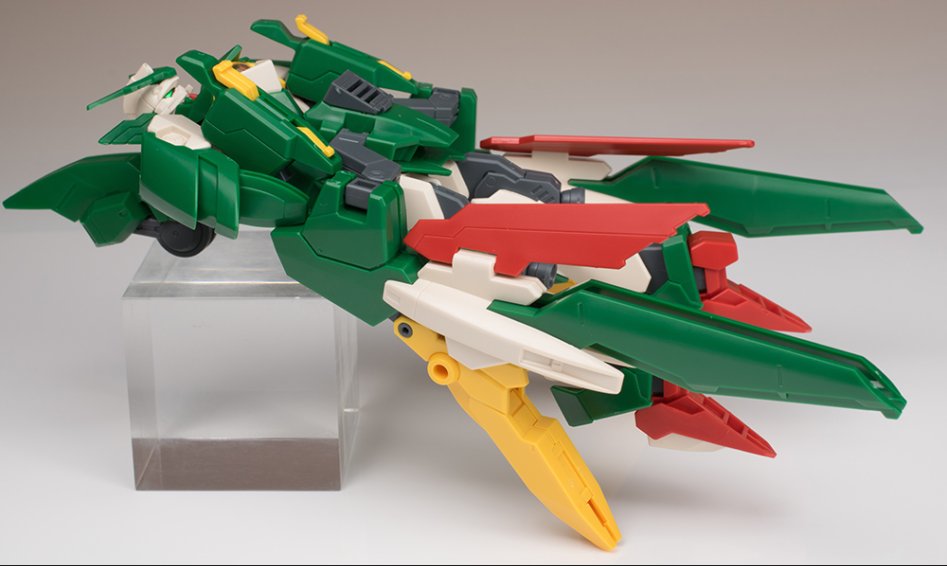 HGBF 1/144 건담 페니체 리베르타 해외 리뷰_52.jpg