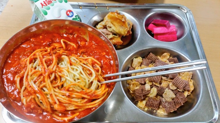 교장 뒷주머니로 들어가는 학교를 본 유게.jpg_2.jpg