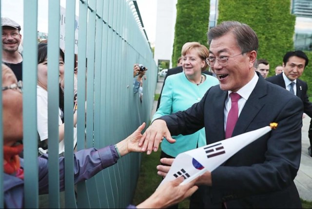 [스압]올해, 문재인의 행보를 다시 보다가 놀란부분_34.jpg