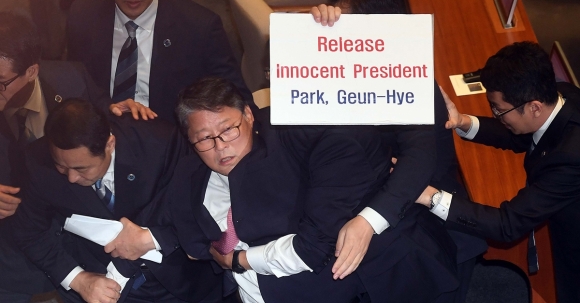 [스압]올해, 문재인의 행보를 다시 보다가 놀란부분_107.jpg