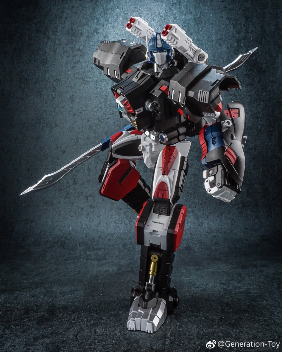 Generation-Toys-GT-10-Optimus-Primal-03.jpeg