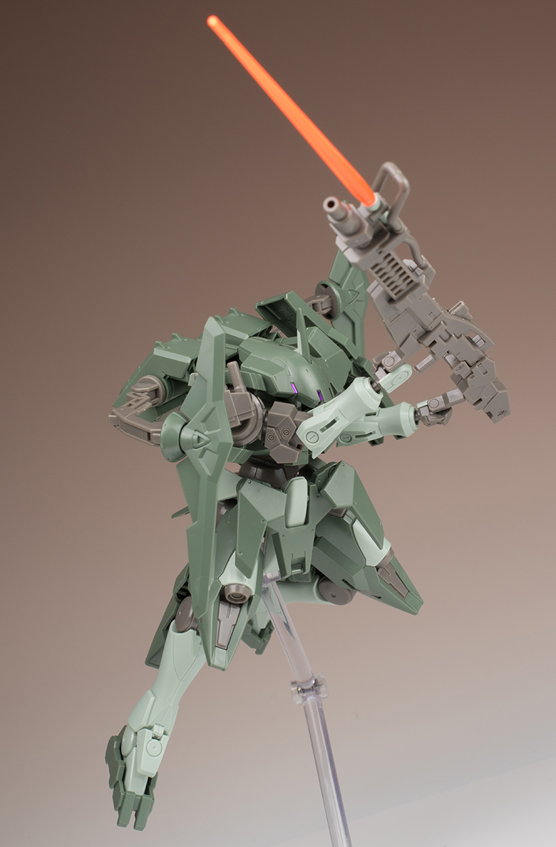 hgbf_strikergnx046.jpg