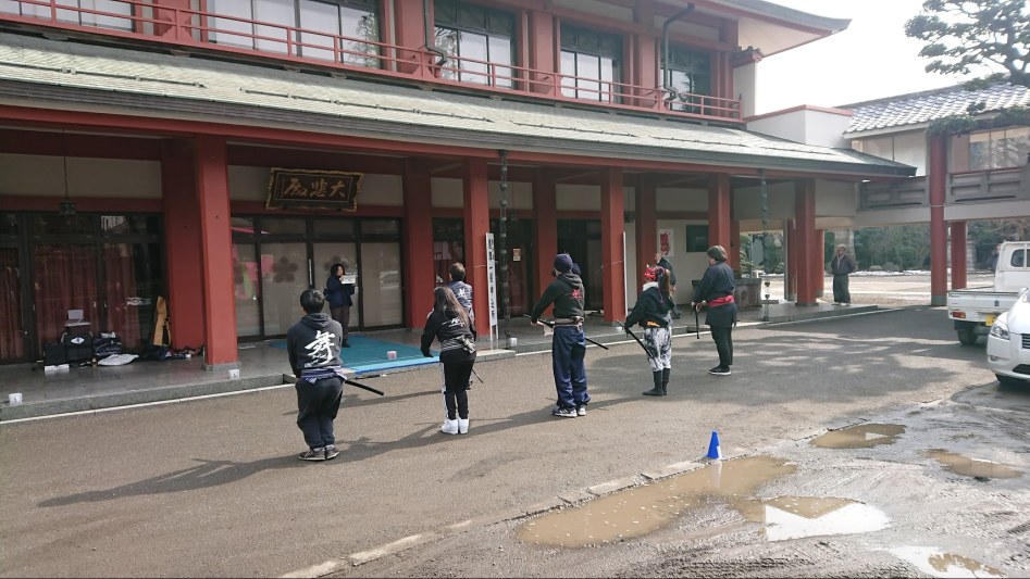 2월 3일 도쿄 여행 3일차 - 토우야마 나오 라이브, 나카노브로드웨이, 칸다묘진_8.jpg