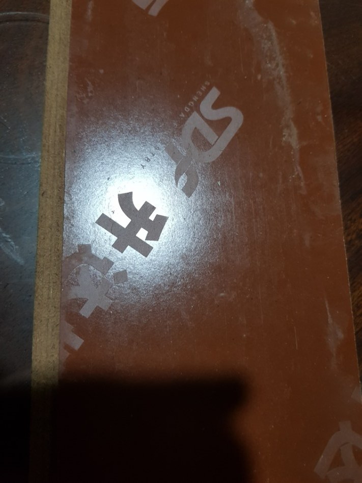 부모님 댁에 특정 바닥 타일?을 구하고 싶은데 어떻게 구해야할지 모르겠어요._1.jpg