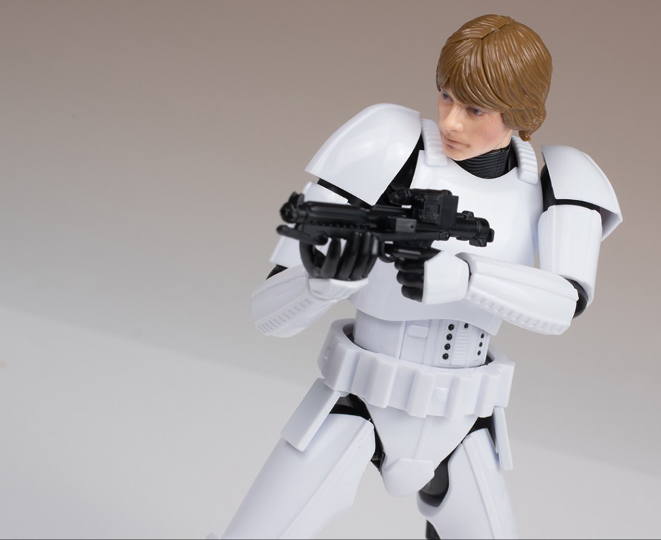 bandai_luketrooper041.jpg