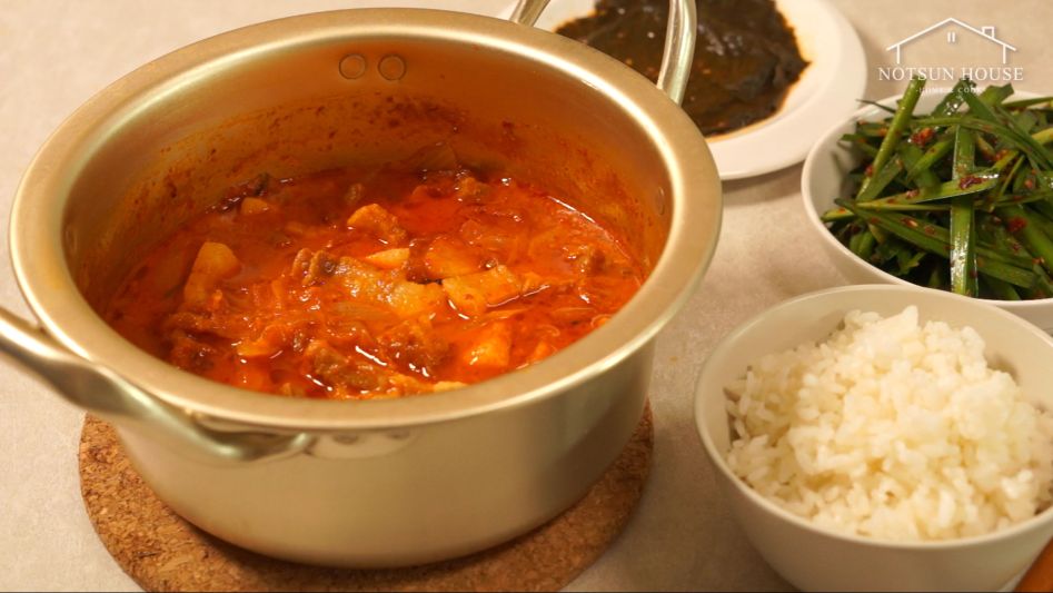 국물 자작한 두루찌개 만들기