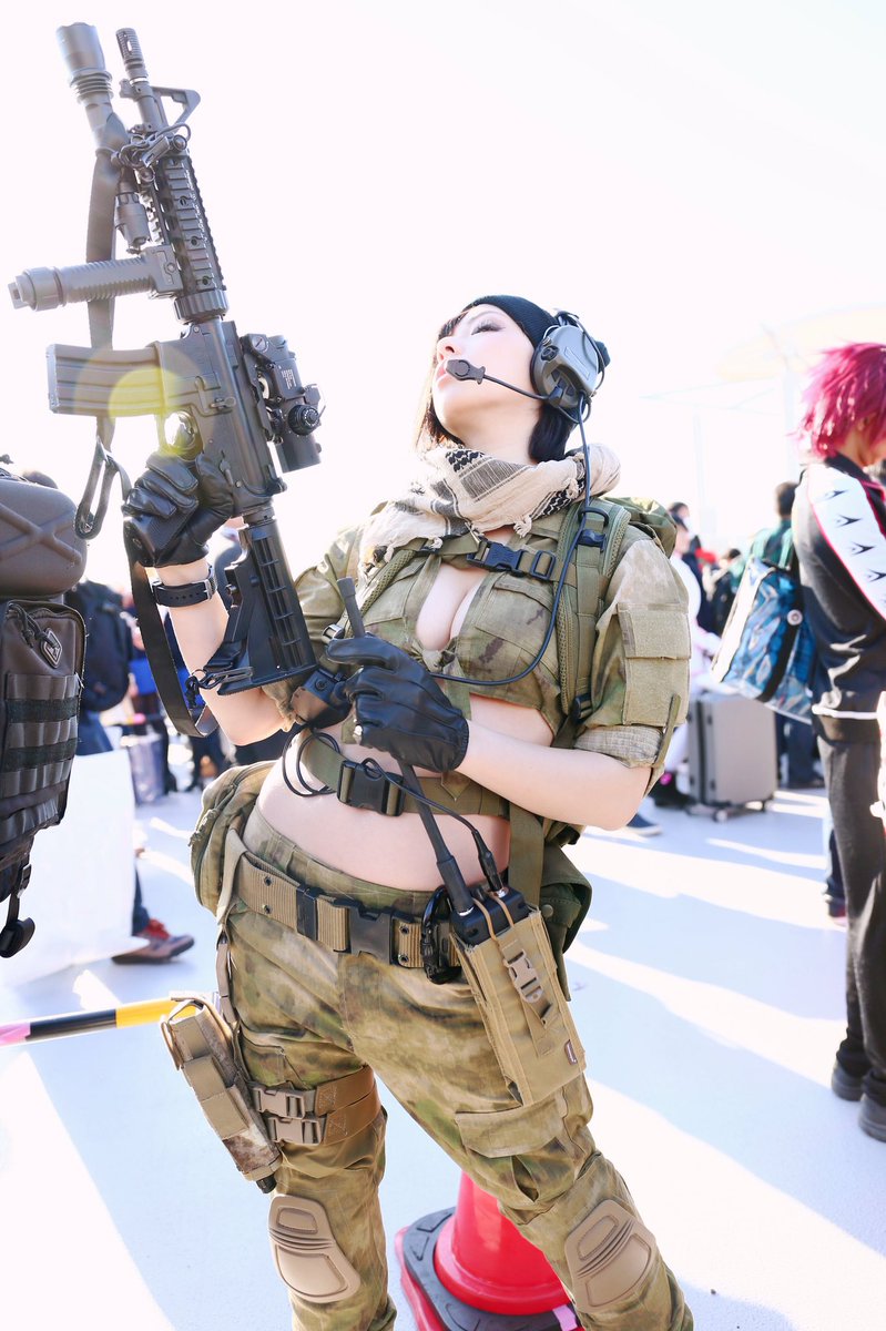 코스프레를 즐기는 호불호 일본인 전직 배우.jpg_6.jpg