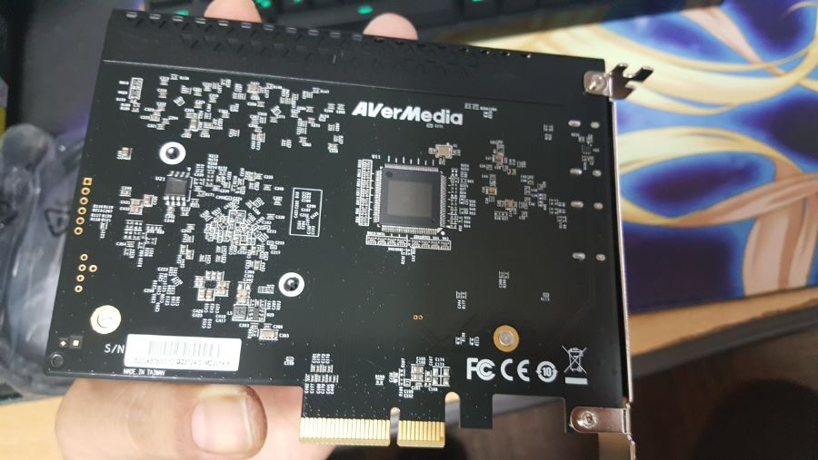 에버미디어 gc573 개봉기 및 설치기_4.jpg