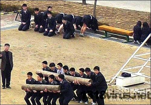 요새 급식들은 모르는 지각생 처벌_2.jpg