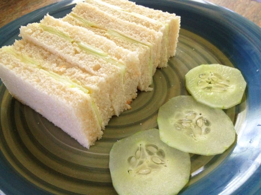 english-cucumber-tea-sandwiches-1-e1398556706811.jpg