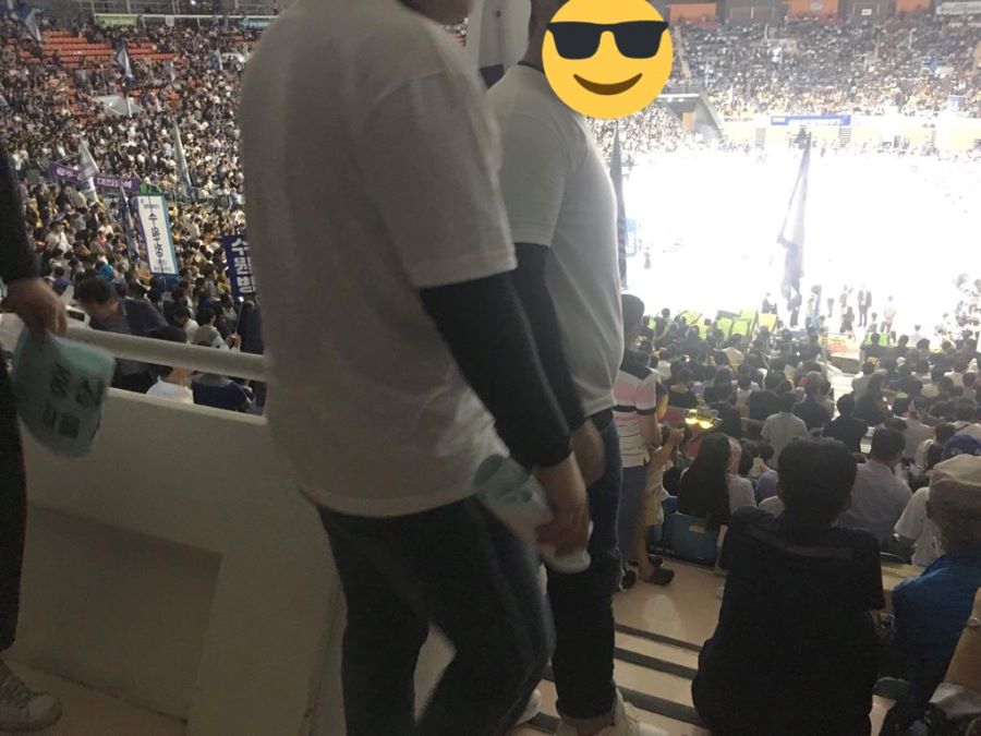 전당대회 흰옷 팔토시 사진_4.jpg
