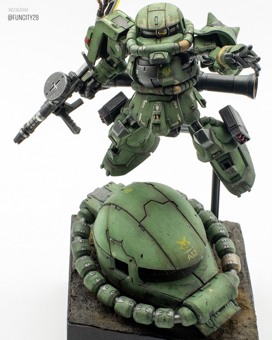 zaku2_009.jpg