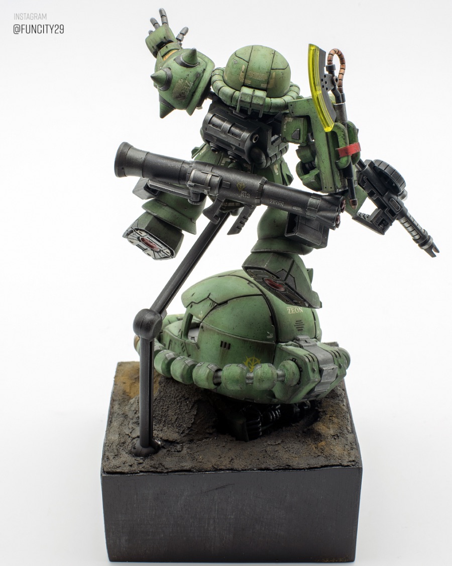 zaku2_013.jpg