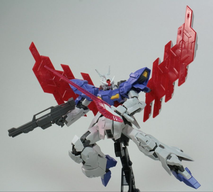 MOON GUNDAM 75.jpg