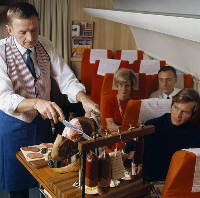 70년대 비행기 기내식 클래스_3.png