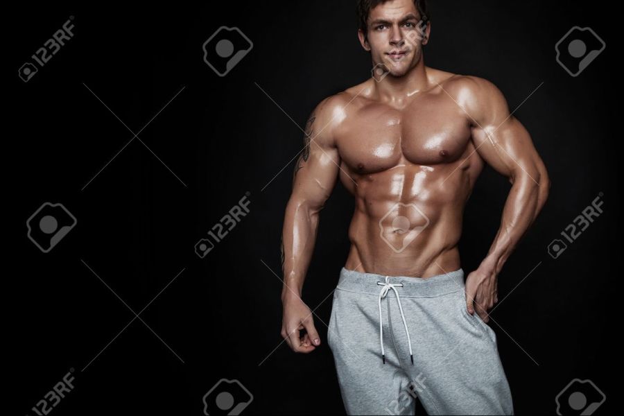27301675-근육을-게재-강한-운동-남자-피트니스-모델-몸통.jpg