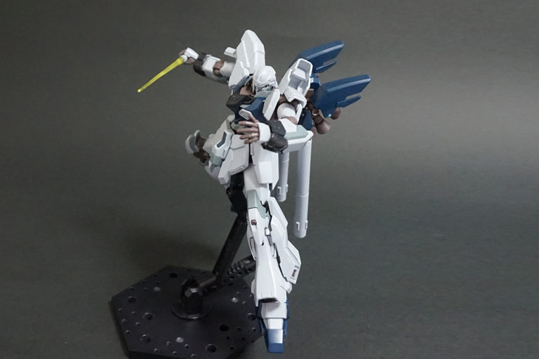 HGUC 1/144 시난주 스타인 내러티브 버전 해외 리뷰_22.jpg