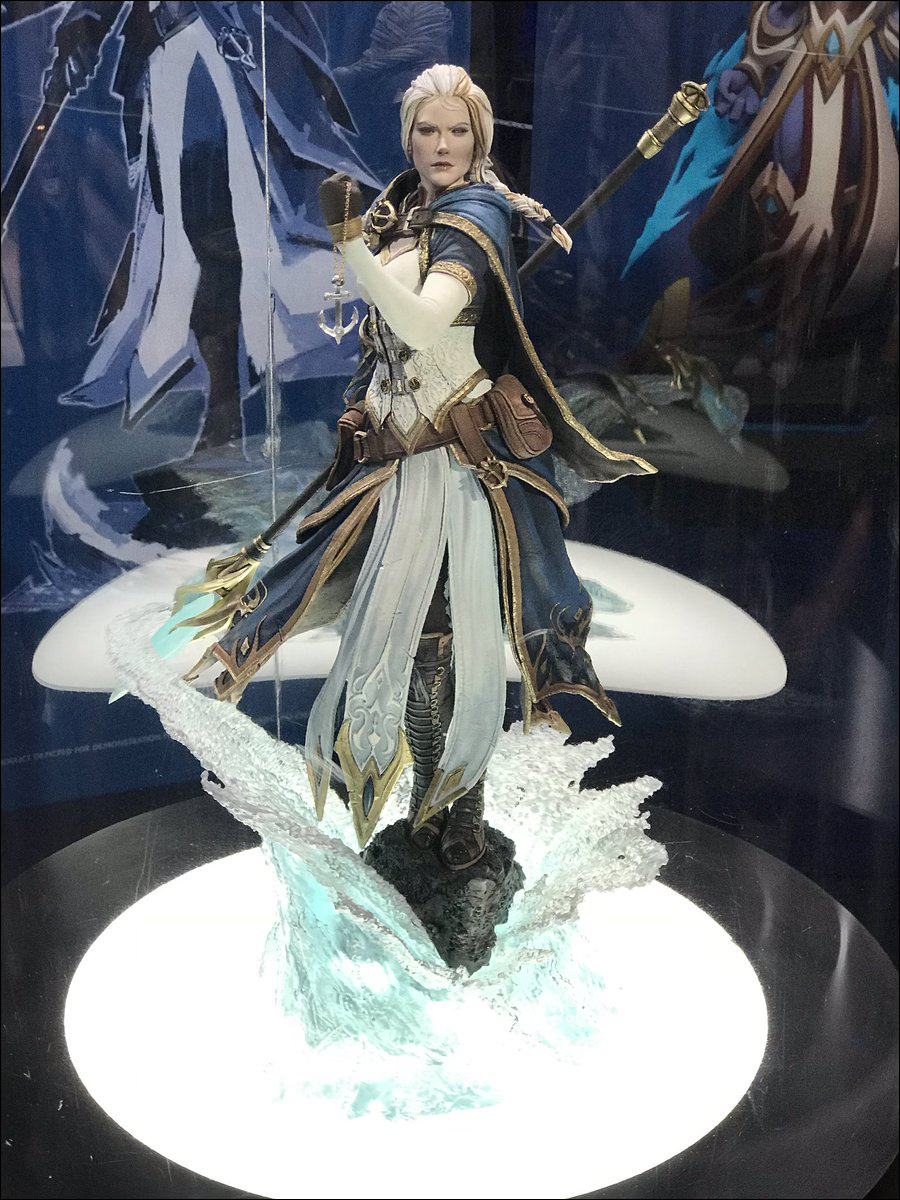 블리즈컨 2018 와우 제이나 프라우드무어 스태츄 공개