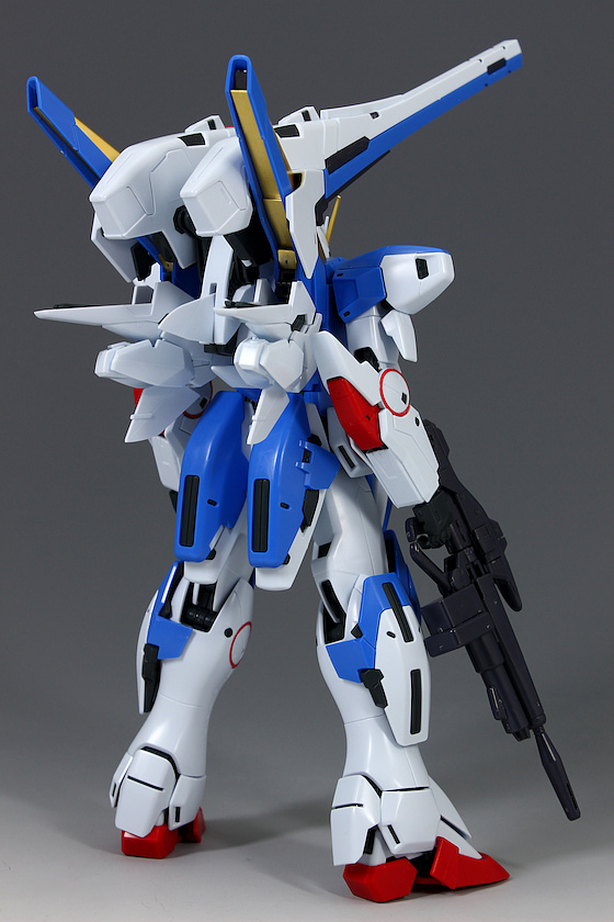 MG V2 어설트 버스터 건담 Ver.Ka 해외 리뷰 3 (스크롤 주의)_115.jpg