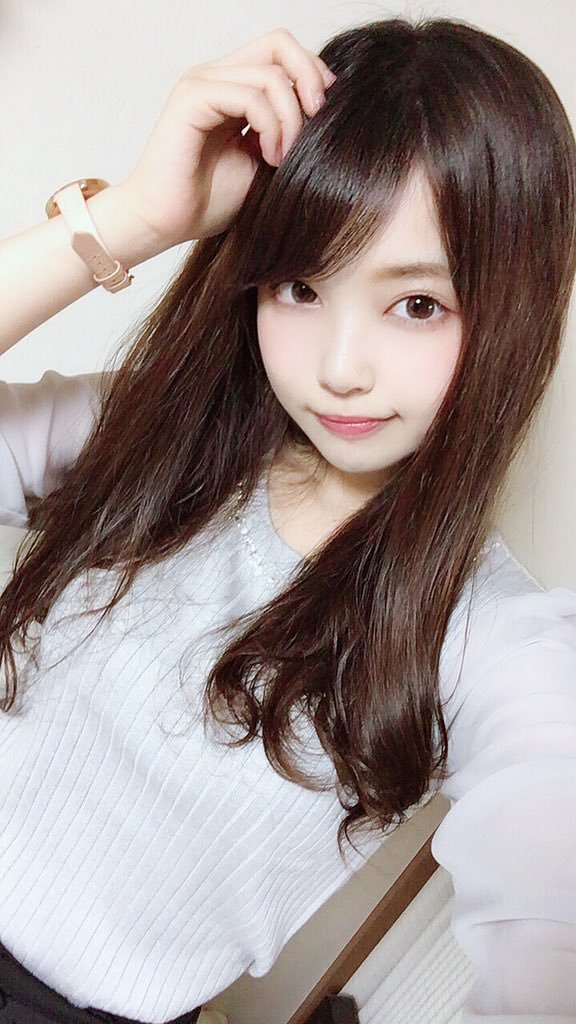 일본의 E컵 코스녀.jpg_29.jpg