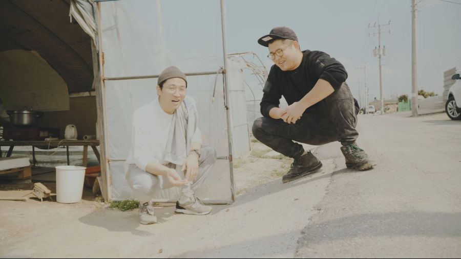 이거 두가족이서 시작한 과일나무 심기가....보통일이 아니네요_8.jpg