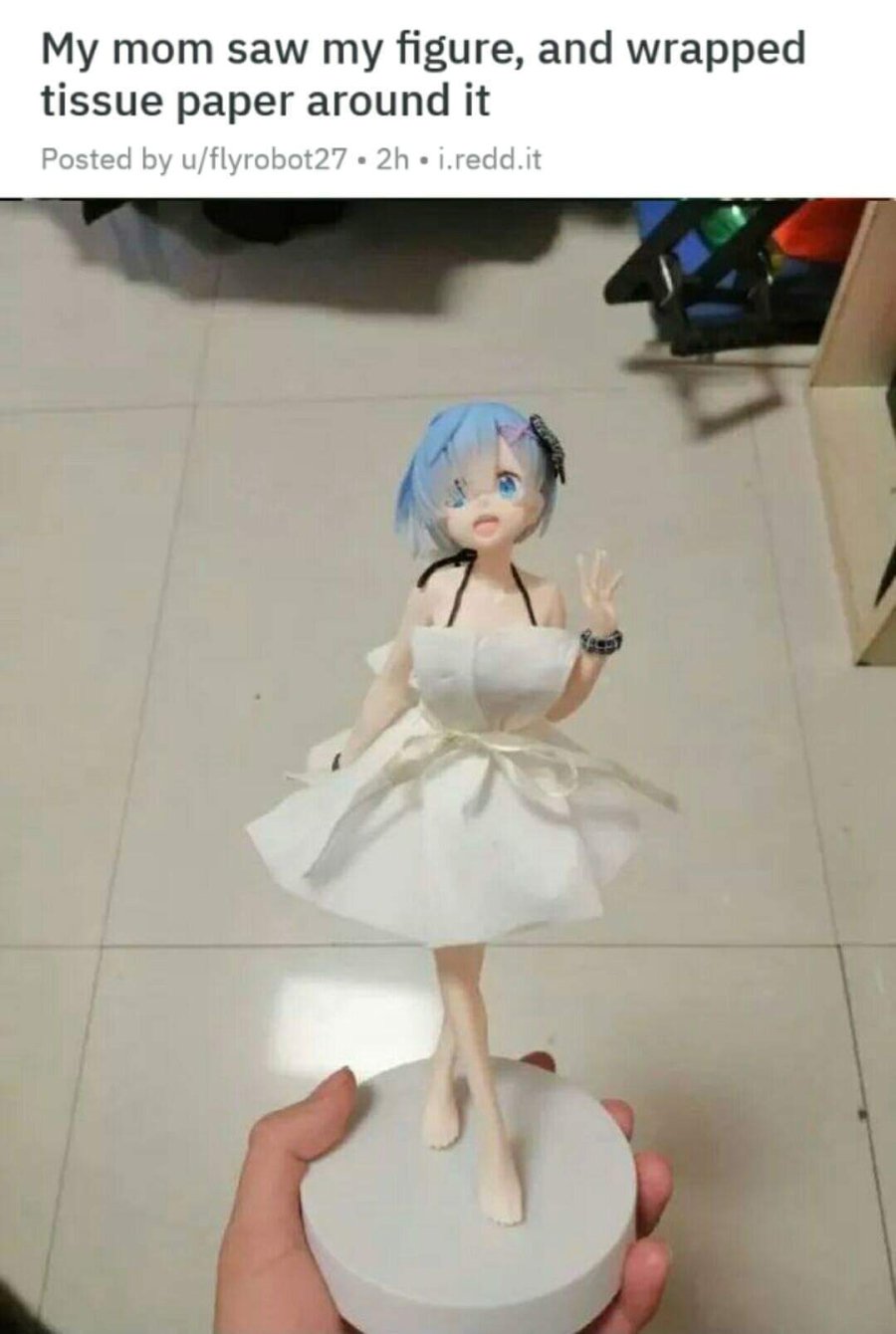 야한 피규어를 엄마한테 들키면 벌어지는 일_2.jpg