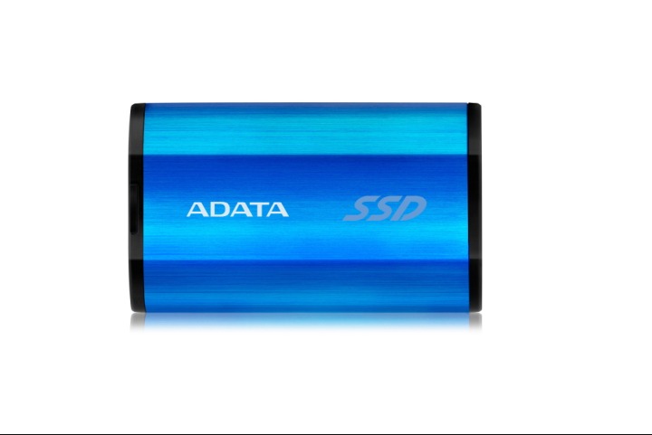 6. ADATA_SE800.jpg